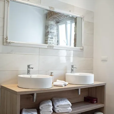 Penzion Luxury Lav *